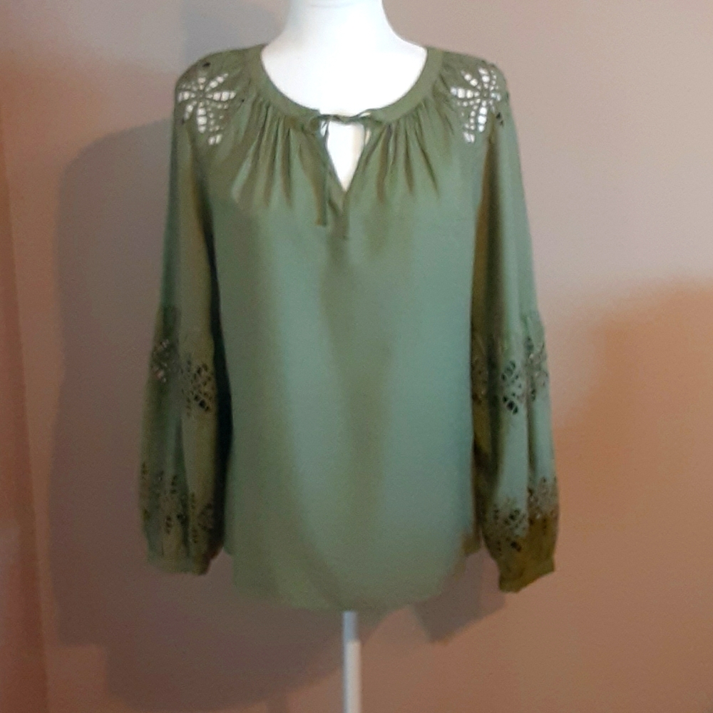 Crown and Ivy Top